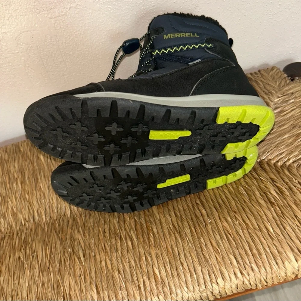 Merrell women’s ' Navy and Black Waterproof Winter Boots with Lime Accent